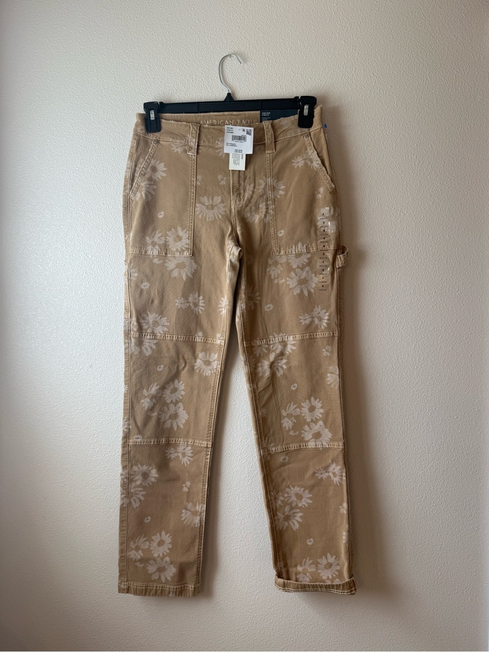 American Eagle Outfitters Tan Floral Straight-Leg Jeans